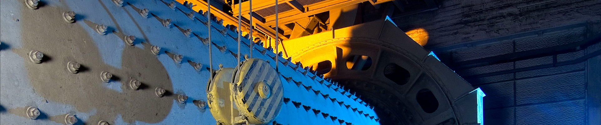 sản xuất xi măng, bột phụ gia cho ngành xây dựng