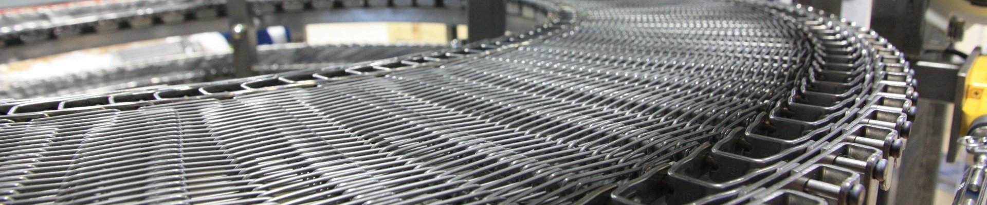 Băng tải lưới wire mesh belt cambrigde